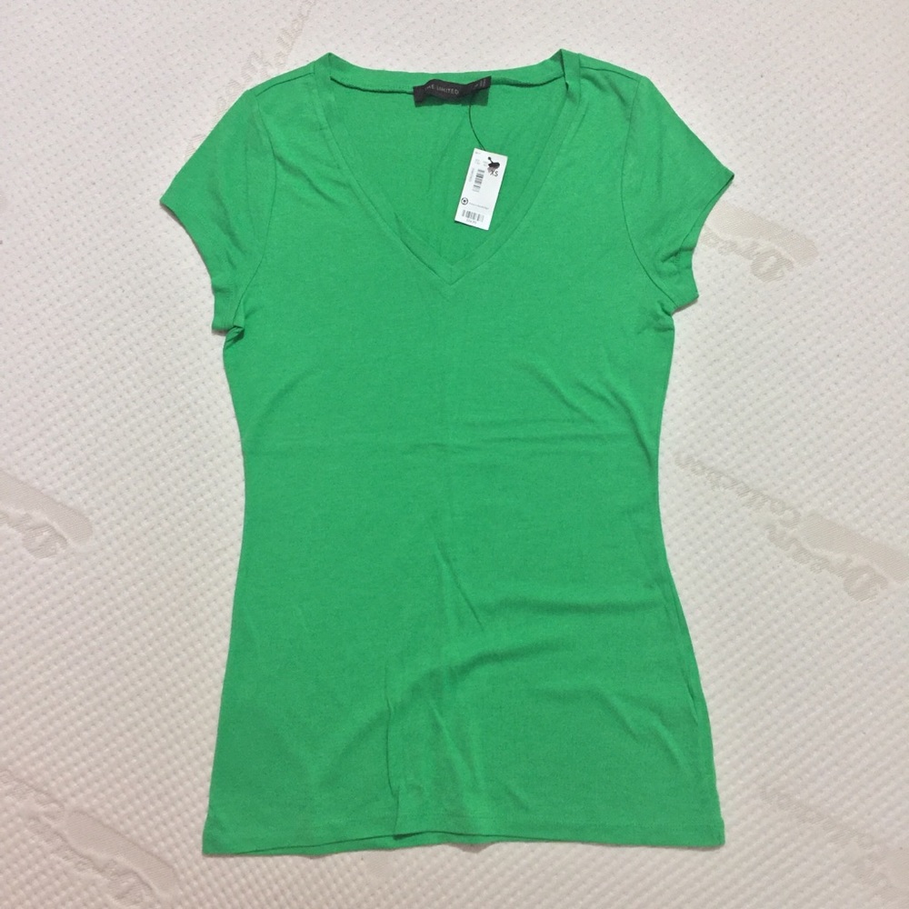 The Limited green basic tee.
